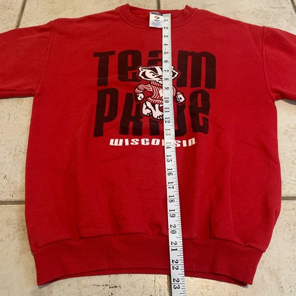 Vintage Jerzees NUBlend Red Wisconsin Badgers “Team Pride” Sweatshirt - XL - Picture 6 of 6